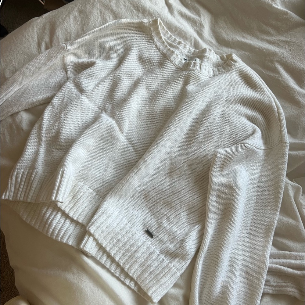 Hollister Sweater!